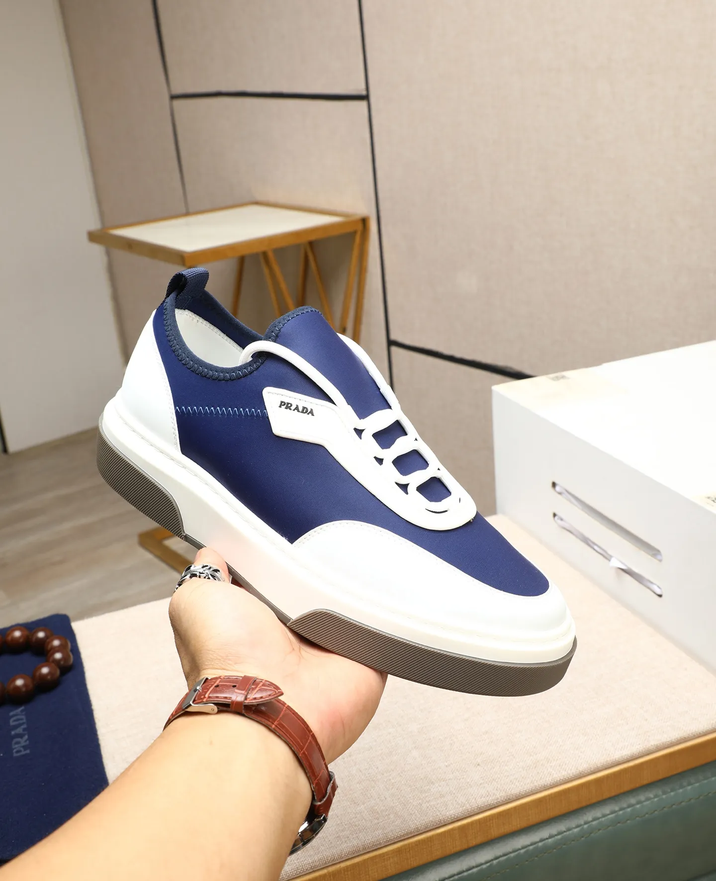 Men's shoes 💰580 [PRADA] Prada - High-end quality original order - Upper: 🔝 silk calfskin, brand canvas cloth, brand metal fasteners - Lining: mesh, foot pads; top-grade cowhide - Outsole: ultra-light TPU foam; molded outsole - Ultra-high quality control·Fine workmanship: highlighted (high-end·luxury·grade) -Size: 38-44 (45 can be customized) Wang